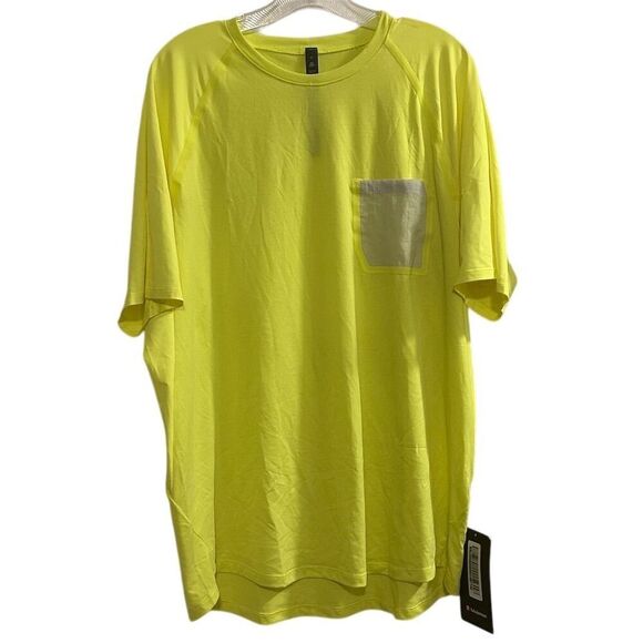 Lululemon Men's XL Yellow‎ Ventilated Hiking T-Shirt Short Sleeve